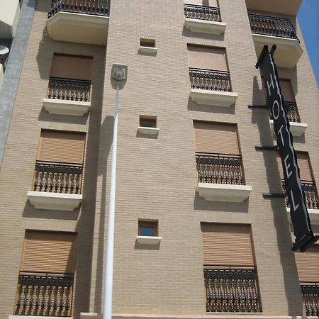 Hotel Dona Isabel Torrellano Esterno foto