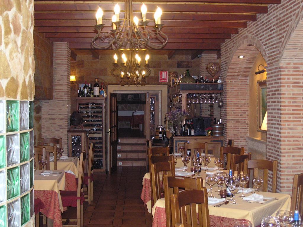 Hotel Dona Isabel Torrellano Esterno foto